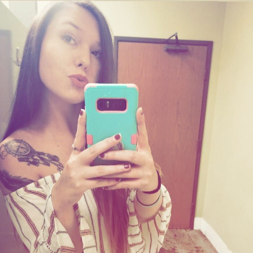 Meet your Posher, Maddi